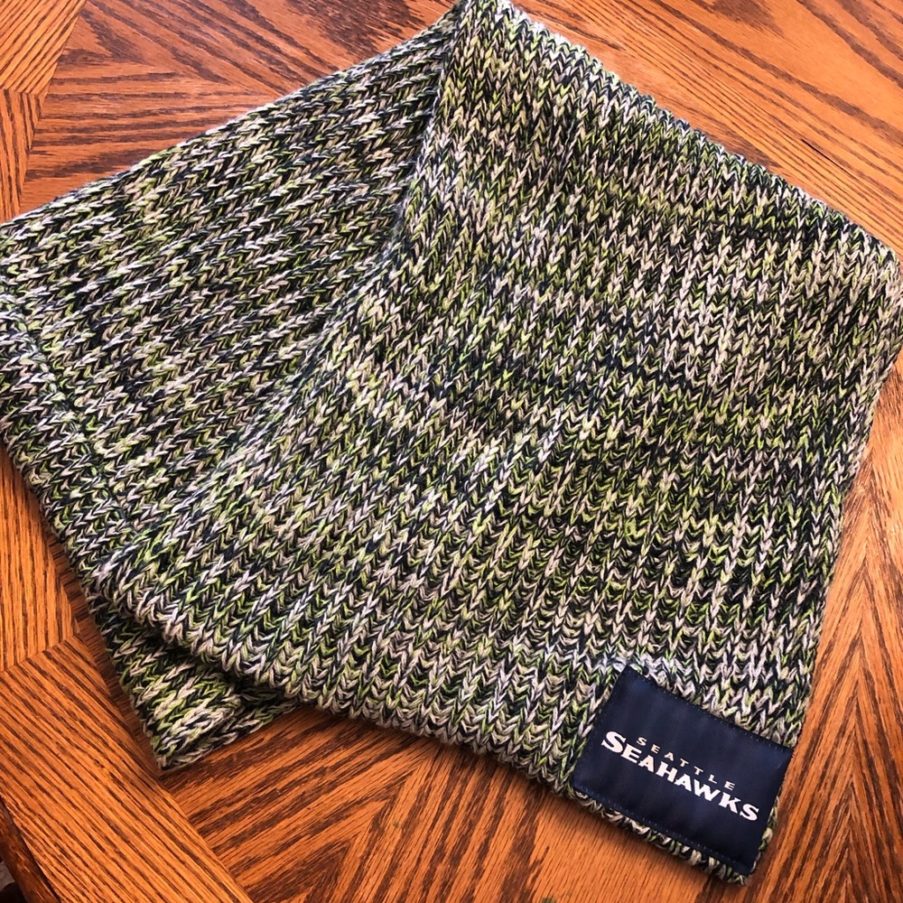 Seahawks infinity scarf